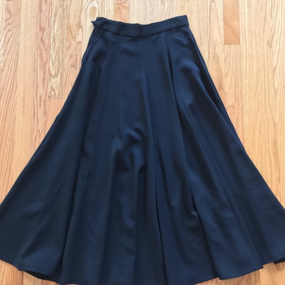 Designer L. Bates wool blend flared calf length. Size 8 - Picture 1 of 4